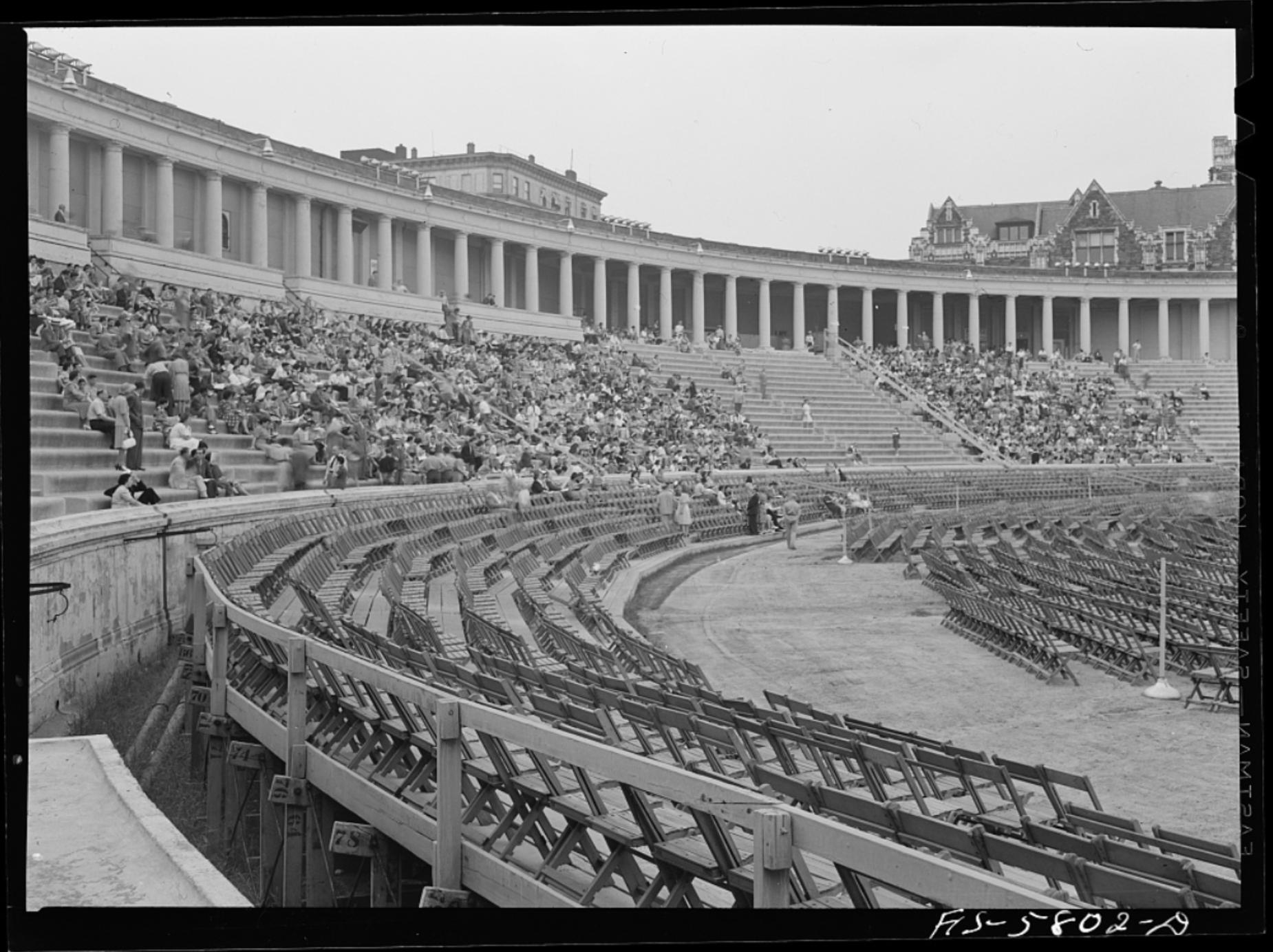 Álbum de fotos: El estadio Lewisohn en Nueva York: llevaba el nombre de la familia dueña de la Compañía Minera Chocopacífico y fue demolido en 1973